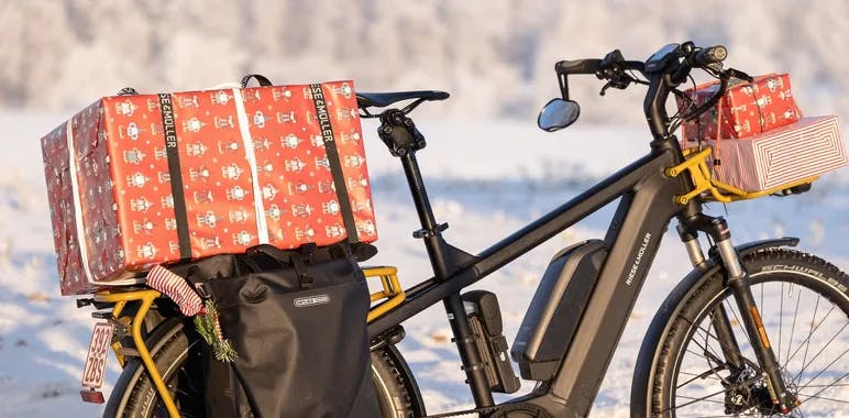<red>10 idées de cadeaux</red> pour un fan de vélo