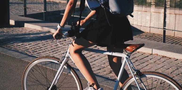 Comment ne plus avoir <red>mal aux fesses à vélo</red> ?