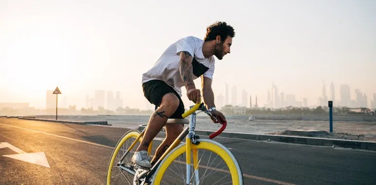 Comment <red>éviter les crampes</red> à vélo ?
