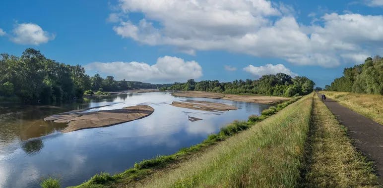 Découvrir la Via Fluvia et ses <green>100 Km de voies vertes entre Loire et Rhône</green>
