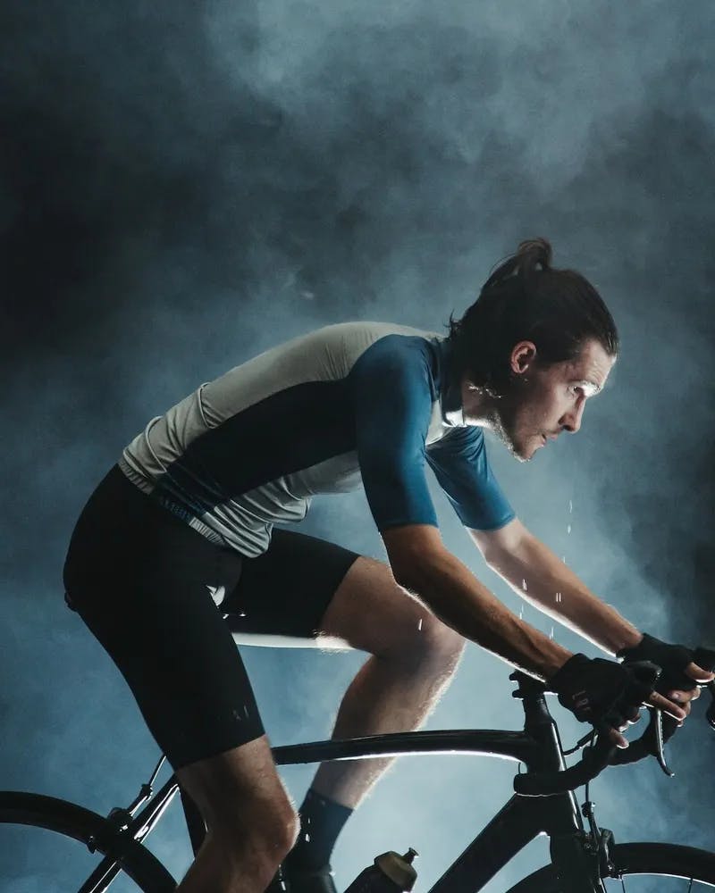 Pourquoi faire une <blue>étude posturale</blue> peut faciliter votre voyage à vélo ?-image