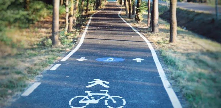 <green>Voies vertes en France</green> : tout savoir sur ces circuits dédiés aux vélos